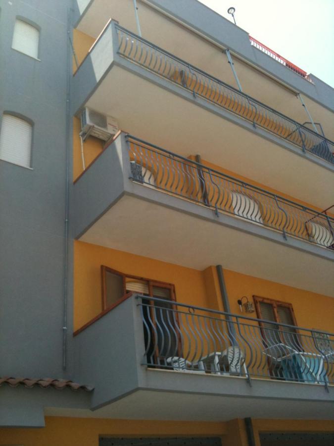 Residence La Fenice Ff Giardini Naxos Εξωτερικό φωτογραφία