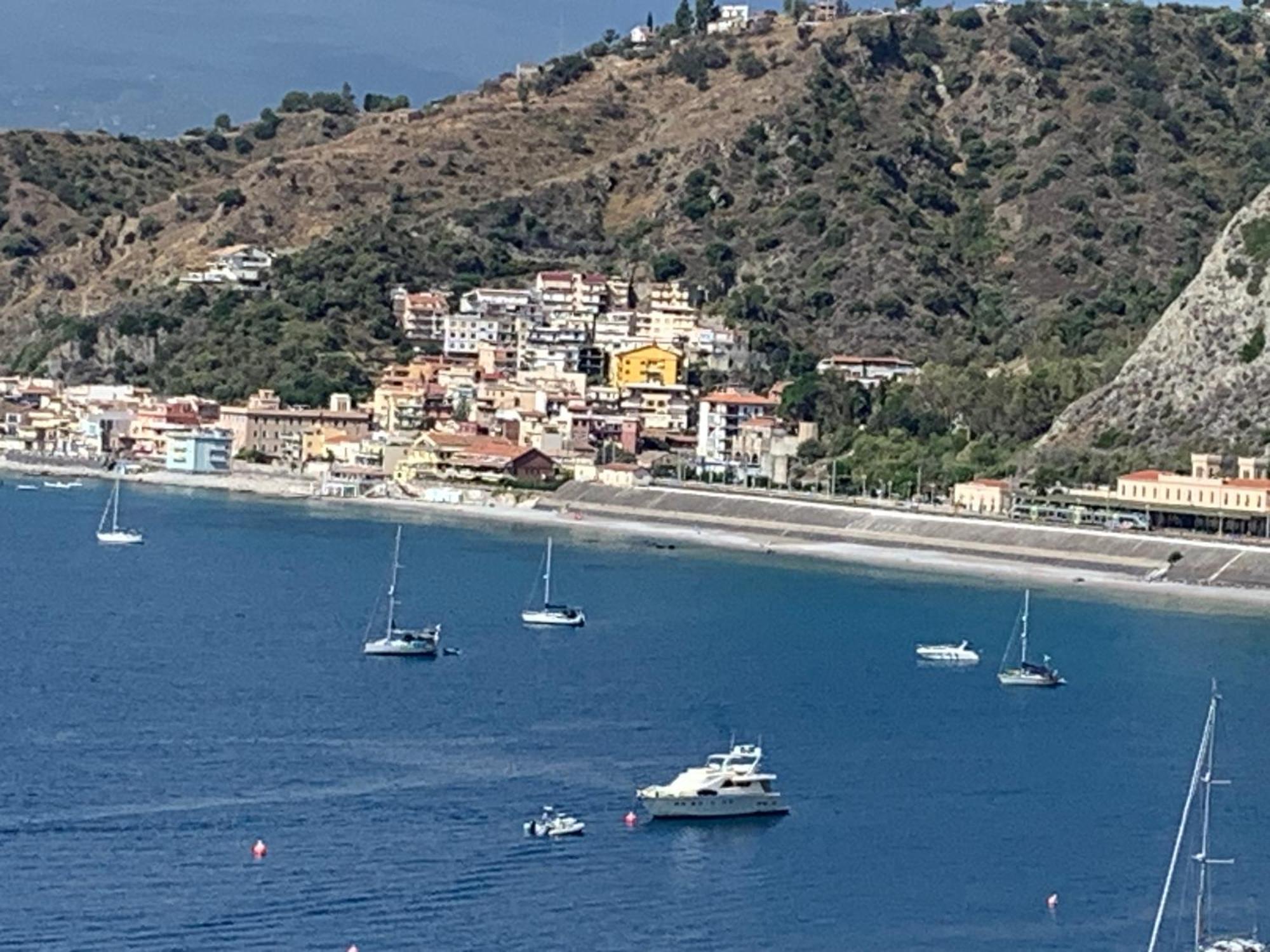 Residence La Fenice Ff Giardini Naxos Εξωτερικό φωτογραφία
